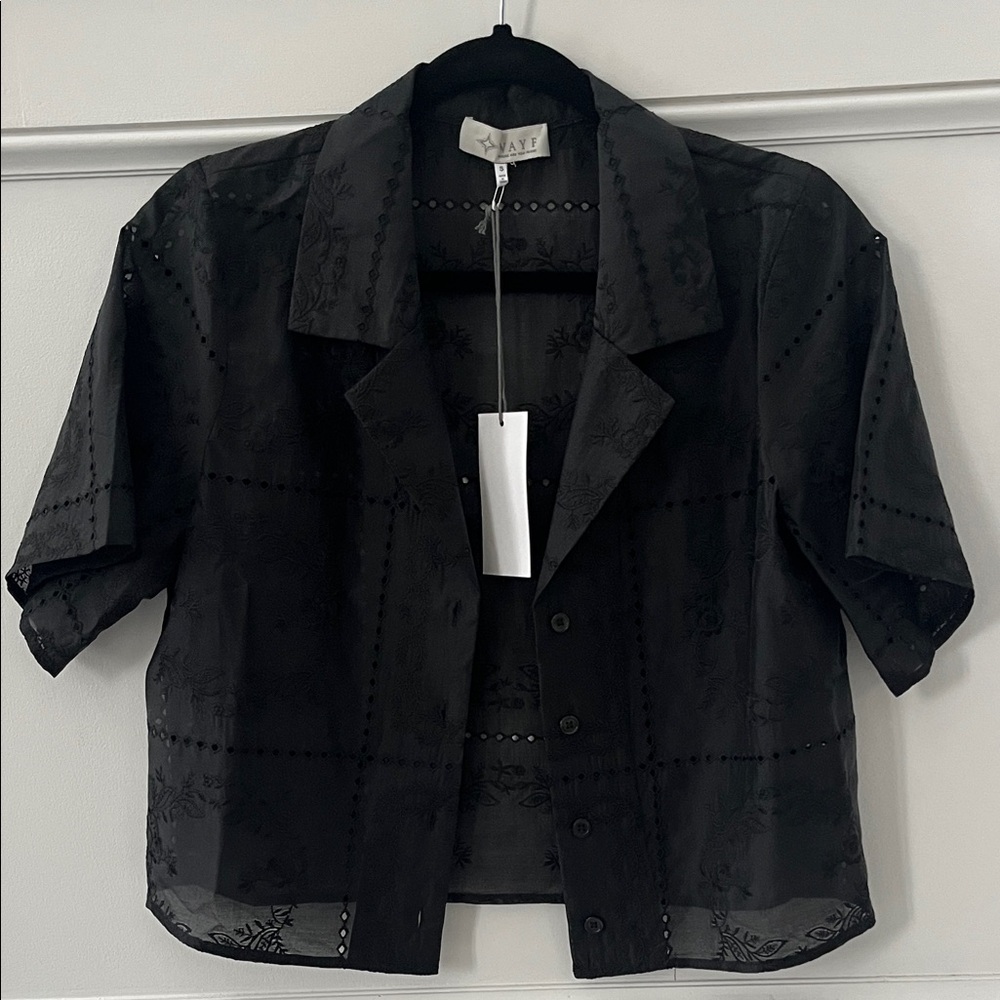 WAYF Black Sheer Short Sleeve Cropped Blouse